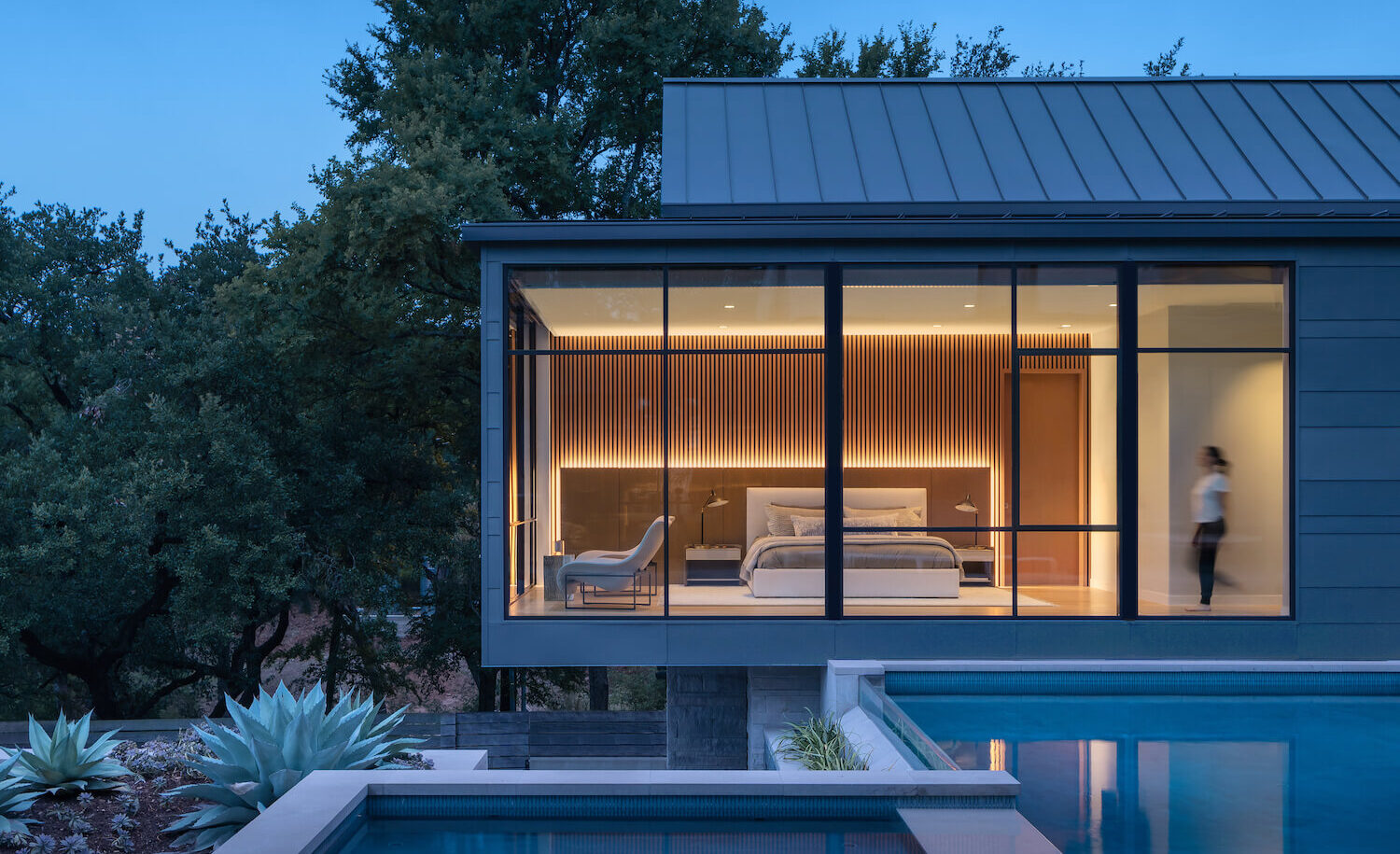 rollingwood modern austin house